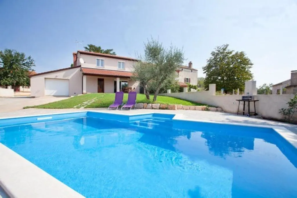 House 1808 Vila Kosinozici